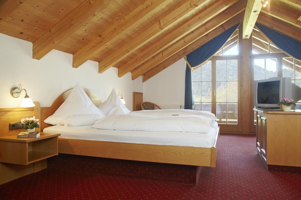 Hotel Garni Oberdorfer Stuben Obermaiselstein Camera foto
